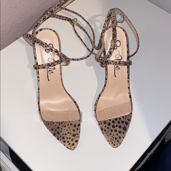 Cheetah Print Heels - Picture 2 of 7